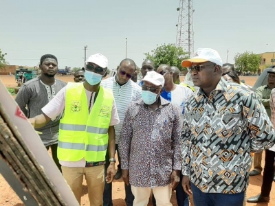 Ouahiguouya : Le Ministre des Infrastructures sur les chantiers de construction des voiries urbaines.